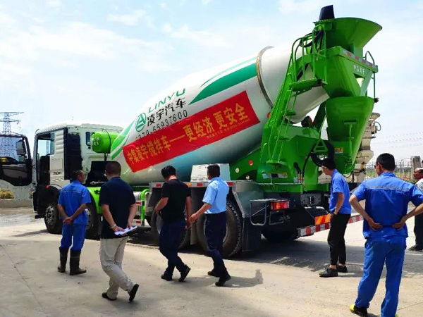 中集凌宇攪拌車全國巡展繼續(xù)：出征安徽，這一組合果然豪橫！